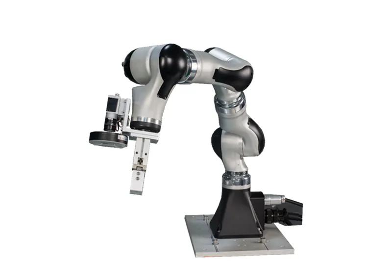 Single-arm 7-axis robot