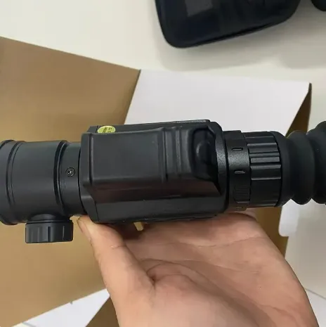 Monocular thermal imager