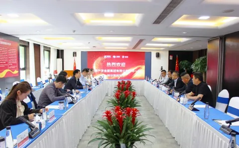 Leaders of Wuxi Industrial Development Financial Service Group Visit Goline Co., Ltd.